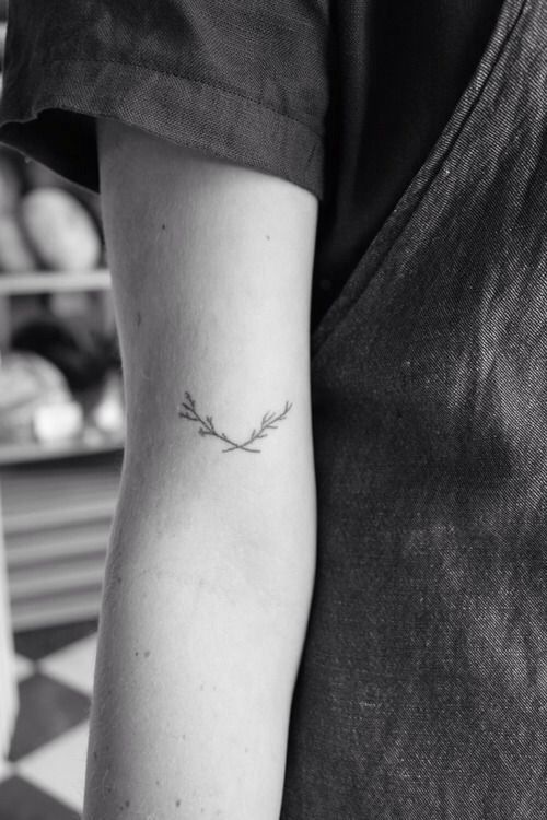 O antebraço também é uma posição interessante para tatuagens (Foto: Reprodução)